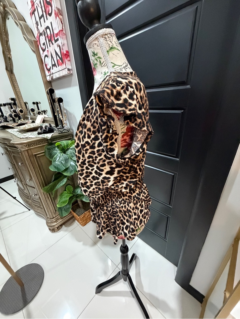 Adrienne Vittadini Leopard Print V-Neck Ruffle Hem Top - Brown Black - Picture 7 of 12